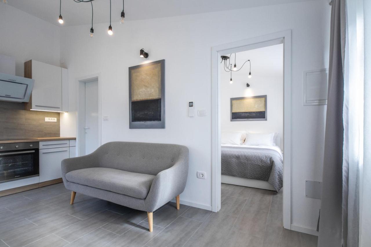 Apartment Denis 罗维尼 外观 照片